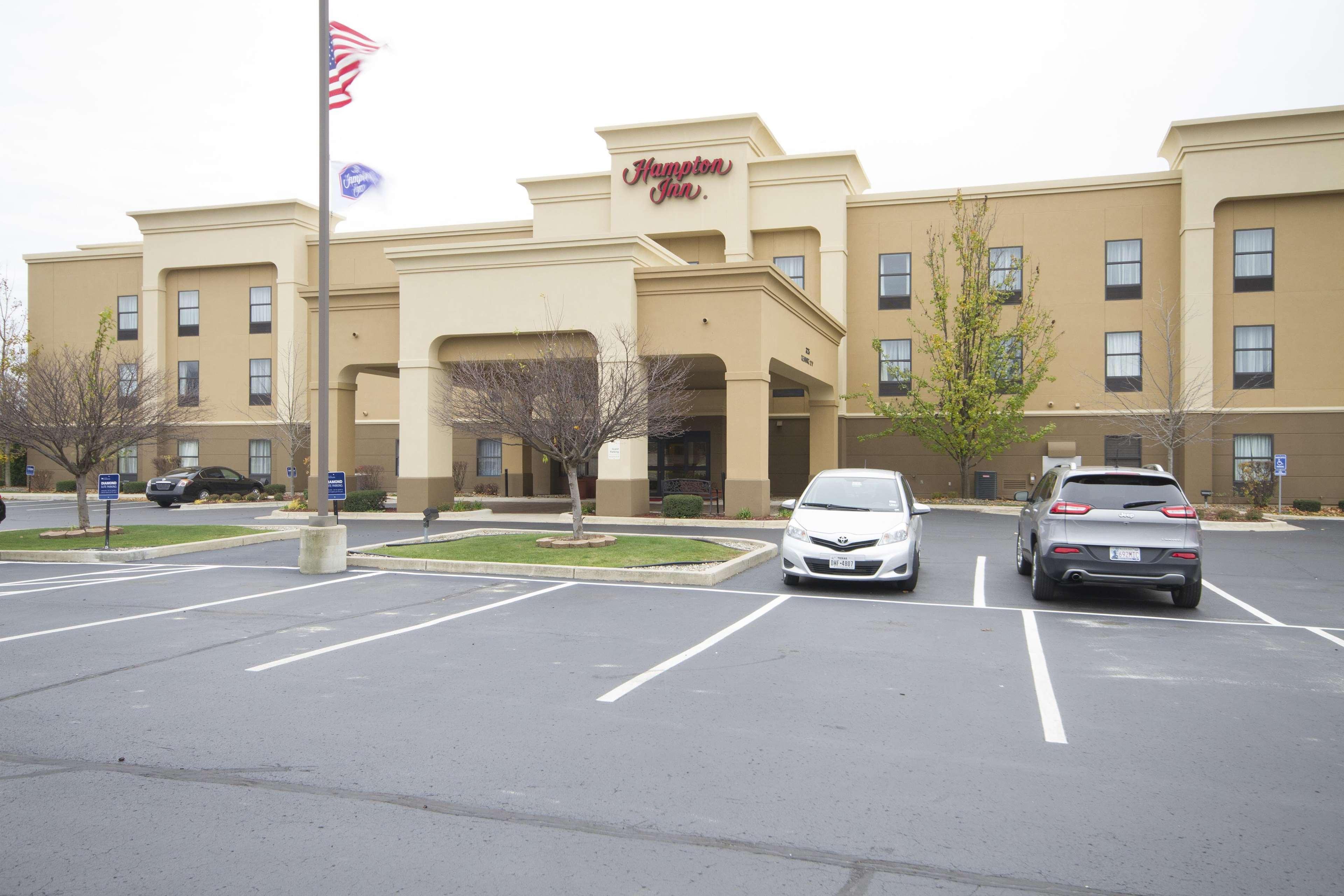 Hampton Inn Маршал Екстериор снимка